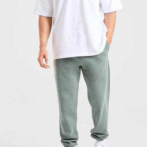 Pantalones deportivos de felpa de alta calidad, sostenibles, al por mayor, para hombre, de corte holgado, con cintura elástica, bolsillos y secado rápido. - Product Image 3