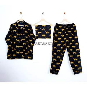 Pyjama de nuit pour femme, ensemble de pyjama de demoiselle d'honneur, chemise longue à col en V imprimée d'animaux, pyjama doux et confortable - Product Image 6