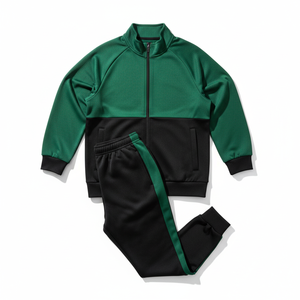 Ensemble d'entraînement de football en gros pour hommes, uniforme de sport adulte, impression par transfert thermique, 100 % polyester, séchage rapide, respirant, coupe courte - Product Image 1