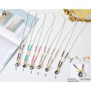 Collana con perline Z Brand 70 cm, catena in ceramica a conchiglia per occhiali, accessorio di moda. - Product Image 1