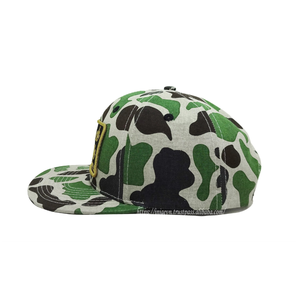 Gorra Snapback Estructurada de 6 Paneles con Estampado de Camuflaje Personalizado, Parche de Letras Tejidas y Visera Plana, Gorras de Camuflaje Personalizables - Product Image 5