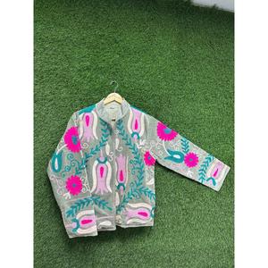 เสื้อแจ็คเก็ตกำมะหยี่สีเทาพรีเมียม ปักลายดอกไม้ คอตั้ง แขนยาว ทำมือ สไตล์โบฮีเมียน เสื้อคลุมสำหรับผู้หญิง ฤดูใบไม้ร่วง - Product Image 4