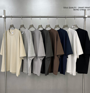 Camiseta Corta Extra Grande con Impresión DTG Personalizada, 240 g/m², 100% Algodón Orgánico, para Hombre, Estilo Urbano - Product Image 2