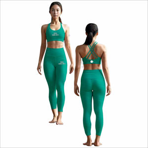 Conjuntos de yoga ligeros y transpirables para mujer con leggings elásticos y top corto sin costuras. - Product Image 4