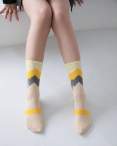 <b>Women</b> Crew <b>Socks</b> Geometric Pattern Cotton Blend Breathable Daily Wear Spring Style Knitted <b>Socks</b> - Product Image 6