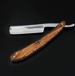 Navaja de Afeitar Profesional de Acero Inoxidable con Mango de Madera, Afeitadora Manual para Barba, Personalizable para Hombres - Product Image 3