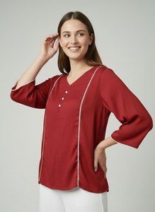 Tunica da Donna Elegante in Seta Delta, Modello Tinta Unita, Lunghezza Regolare, Scollo a V, Manica Tre Quarti, Completamente Cucita, Comoda - Product Image 6