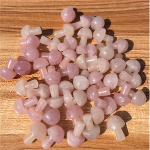Chakralume Champignon sculpté en quartz rose naturel, cristal de guérison pour la méditation Reiki, décoration Feng Shui, vente en gros du Rajasthan - Product Image 6