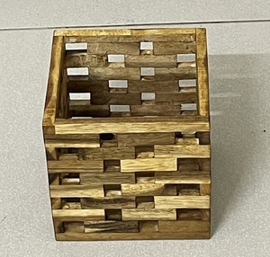 Grossiste de haute qualité best-seller ODM Weaver's Nest Boîte à fleurs en bois Support pour plantes Support pour pots de fleurs pour la maison Barcony - Product Image 1