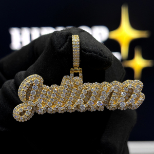 Colgante Personalizado con Nombre, Plata de Ley 925, Chapado en Oro, Moissanita VVS, Letra Escrita Estilo Hip Hop, Collar con Dije - Product Image 1