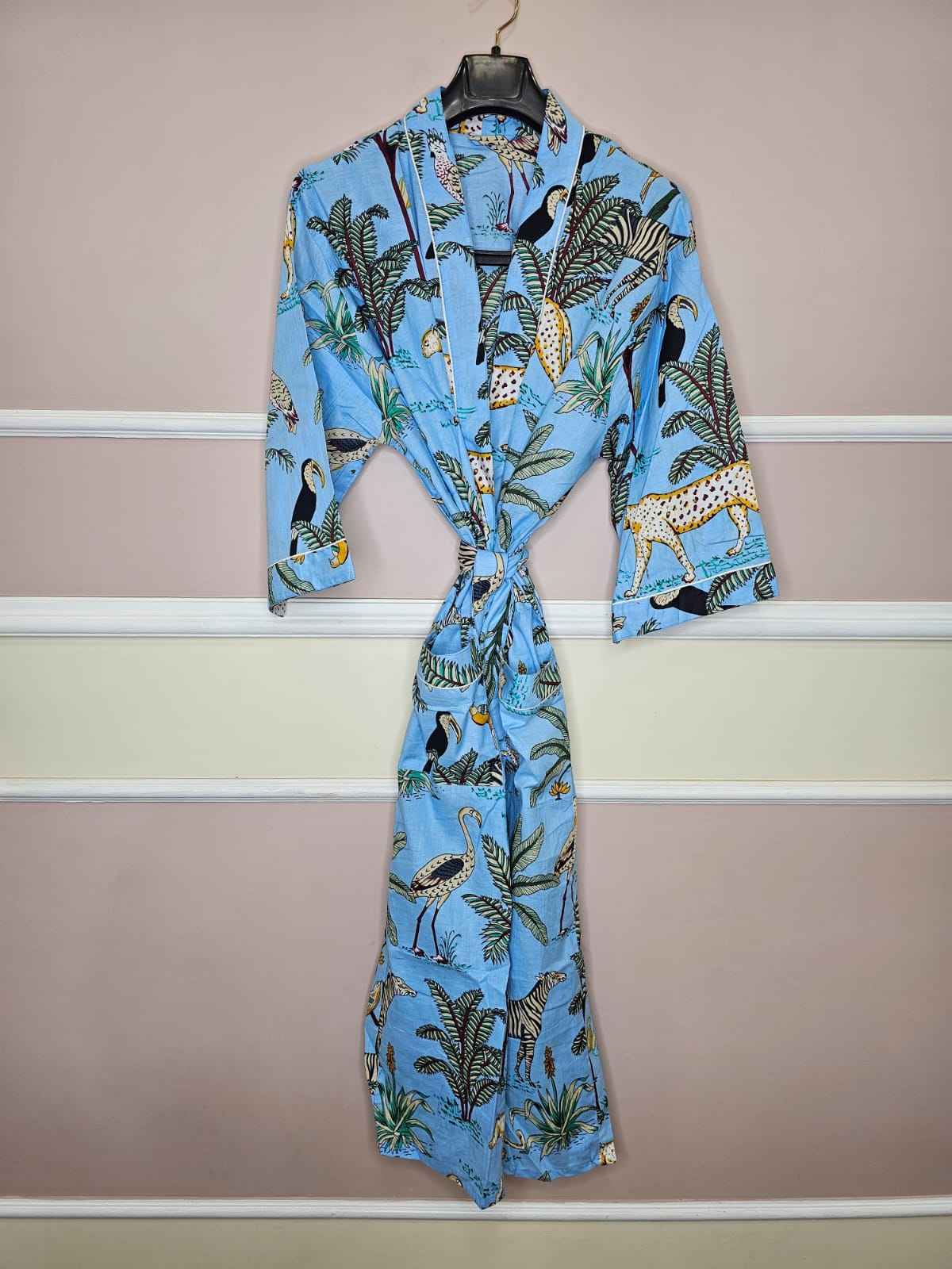 ตามที่แสดงในภาพ