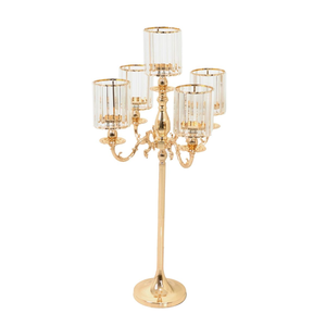 Candelabro antiguo de latón de cinco brazos que destaca con elegantes columnas de pedestal acanaladas, disponible a precios de mayorista. - Product Image 3