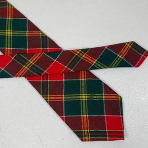 Corbata de Tartán Rojo OEM, Corbata de Seda Jacquard a Cuadros para Uniformes Escolares y Corporativos - Product Image 5