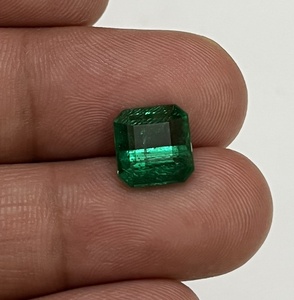 ธรรมชาติ3.86 Cts แปดเหลี่ยมมรกตตัดรูปร่างอัญมณีหลวมจากต้นกำเนิดแซมเบียที่มีสีเขียวสดใส - Product Image 6