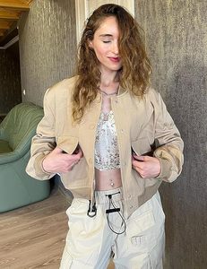 Chaqueta Bomber Corta Beige para Mujer, Manga Larga, Cuello Alto, Cierre de Botones, Ropa Exterior Informal, Color Sólido, Bolsillos con Parches, Ropa de Otoño - Product Image 3