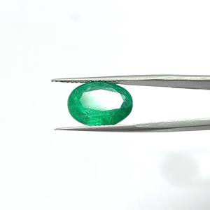 Émeraude ovale verte de 9,10 carats provenant de la Zambie (10,25 Ratti) - Product Image 5