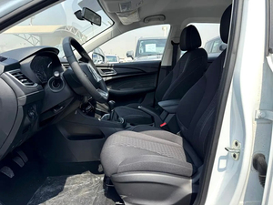 Nuevo MG MG5 2025, Sedán Estándar de 5 Plazas, Especificaciones GCC, 1499cc, 4x4, 199Hp, 4 Cilindros, Transmisión Manual, Gasolina, Volante a la Izquierda - Product Image 5