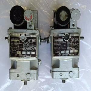 Régulateur de moteur de générateur hydroélectrique mécanique avancé conçu pour un contrôle de vitesse haute efficacité pour les centrales électriques - Product Image 1