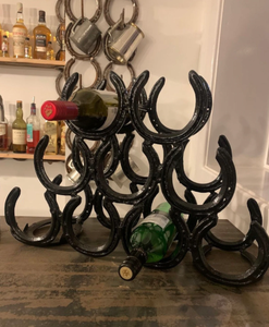 Étagère murale rustique en forme de fer à cheval pour bouteilles de vin, support décoratif en maille écologique pour spiritueux et bouteilles - Product Image 5