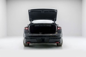 Rines de Aleación Ly nk & Co Z 10 M a x 21 - Negros por Dentro, Blancos por Fuera - Product Image 4