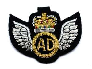 Insignias Bordadas con Pedrería 3D Hechas en Pakistán, Personalizadas en Color, para Blazers, 2024, Tamaño y Forma Personalizados, Venta al Por Mayor - Product Image 5