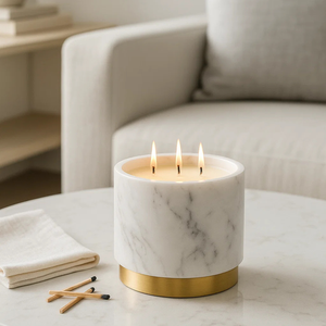 Nuevo Diseño Elegante y Lujoso Portavelas de Mármol Natural Hecho a Mano y Ecológico con Borde Dorado para Decoración Navideña - Product Image 1