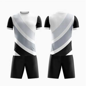 Tenues de football de qualité supérieure à séchage rapide, coupe automatisée, sublimation, maillots et shorts de football vierges de couleur rouge, ensemble uniforme - Product Image 3
