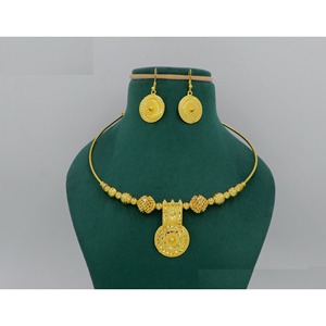 Conjunto de Collar Étnico con Diseño de Triángulo Omaní Chapado en Oro de la Mejor Calidad, Nuevo Diseño, Conjunto de Joyería de Boda Omaní para Mujeres y Niñas - Product Image 5