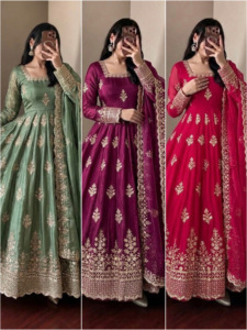 Conjunto de vestido Anarkali de seda Fendy de manga larga de 4 metros con pantalón de microalgodón y dupatta bordada con lentejuelas MHI 918 - Product Image 1