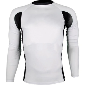 Nouveaux modèles de rashguards pour le fitness, imprimés sur mesure, en polyester, élasthanne, sublimation, derniers designs de rashguards - Product Image 1