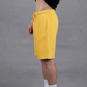 Shorts de jogging pour homme en coton 100% bio, qualité supérieure, écologiques, respirants, avec logo personnalisé, pour un usage décontracté. - Product Image 6