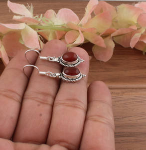 Boucles d'oreilles pendantes en onyx rouge faites à la main, argent sterling 925, onyx rouge naturel, artisanat artisanal de luxe, bijoux de mariage en pierres précieuses, vente en gros - Product Image 4