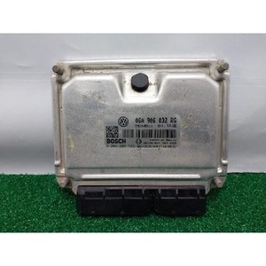 โมดูลควบคุมเครื่องยนต์รถบีทเทิล ปี 2005-2010 มือสอง ของแท้ รหัส 06A906032RG - Product Image 1