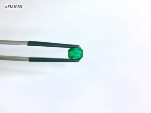 Esmeralda Premium de Grado 3A de Zambia, Forma Octogonal, 0.78ct, Gema Suelta Genuina, Color Intenso, para Joyería Exclusiva - Product Image 6
