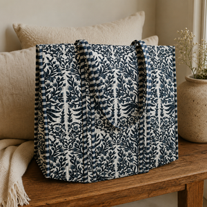 Bolso Tote Floral Índigo Hecho a Mano, Grande, Acolchado, de Algodón, con Cierre de Cremallera, para Llevar al Hombro, para Mujer, para Compras, Viajes, Mercado, Playa - Product Image 3