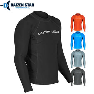 Camisetas de Protección Solar UPF50+ para Hombre al por Mayor |   Camisetas Deportivas de Compresión |   Poliéster Transpirable |   Fabricante de Sialkot - Product Image 1