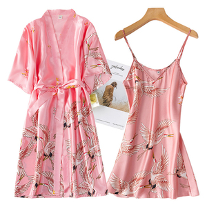Conjunto de Dos Piezas de Satén de Seda para Mujer, Bata y Pantalón, Transpirable, de Secado Rápido, Elegante Ropa de Dormir de Verano con Cinturón y Cuello en V - Product Image 4