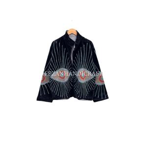 เสื้อแจ็กเก็ต suzani สำหรับผู้หญิงอินเดียใส่ได้ทั้งชายและหญิงผ้าคอตตอนคอตั้งปักลายดอกไม้ทำด้วยมือสำหรับงานเลี้ยงฤดูใบไม้ร่วงและฤดูหนาว - Product Image 1