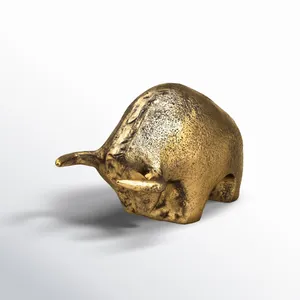 Reloj Moderno de Aluminio Chapado en Oro Hecho a Mano por Diseñadores de Lujo, Elegante Pieza de Decoración de Interiores, Acabado Pulido Premium - Product Image 1