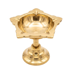 Lampe à huile artisanale Hind Craft Living HCL-DIYA-0028 en laiton pur, support à plusieurs niveaux Panchmukhi Diya, 5 mèches, pour Puja Diwali, temple domestique - Product Image 6