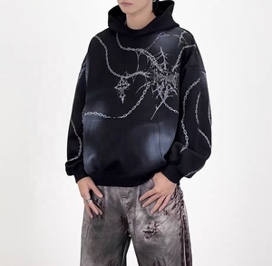 Sweat-shirt à capuche surdimensionné pour homme, motif chaîne gothique, tricoté par sublimation, rouge et noir, avec poche, style automne, vente en gros OEM - Product Image 4