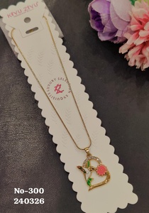 Collar con Colgante Geométrico con Incrustaciones de Microesferas de Acero Inoxidable Chapado en Oro para Mujer |   Colgante Minimalista con Incrustaciones de Circonia Cúbica Americana para Uso Diario - Product Image 4