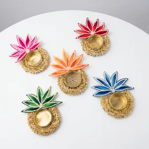 Portavelas Redondo Hecho a Mano con Diseño de Flores Bordadas para Decoración del Hogar - Product Image 5