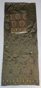 Tela de seda pura George Wrapper nigeriana súper clásica con trabajo de piedras de esmeralda de alta calidad sobre un patrón floral para bodas - Product Image 5