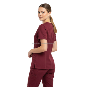 Ensemble de tenue d'infirmière ajustée, uni, sans logo, avec pantalon cargo jogger, mélange rayonne, polyester et élasthanne, marque privée, nouveauté pour le personnel - Product Image 5