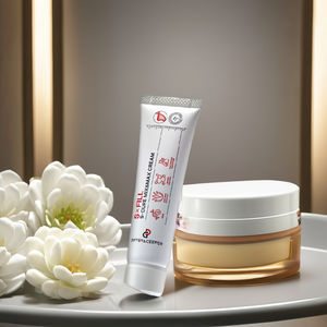 ดิฟเฟอร์แอนด์ดีเพอร์ เอส-คิวร์ มิกซ์แอนด์แม็กซ์ แพนทีนอล มอยส์เจอร์ไรซิ่ง ครีม กระชับรูขุมขน ลดสิว บรรเทาอาการแดง สำหรับทุกสภาพผิว สำหรับผู้หญิง - Product Image 1