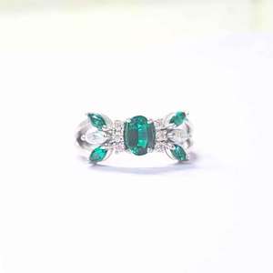 High Demand Moissanite <b>Silver</b> 925 <b>Ring</b> Oval Green <b>Emerald</b> Style Sparkling Diamond Look Jewelry for Wedding Engagement Gift - Product Image 4