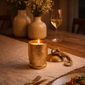 Pot à bougie cylindrique minimaliste avec couvercle artisanal, mèche unique, crée une ambiance intime pour les dîners, pièce décorative haut de gamme pour offrir en cadeau - Product Image 1