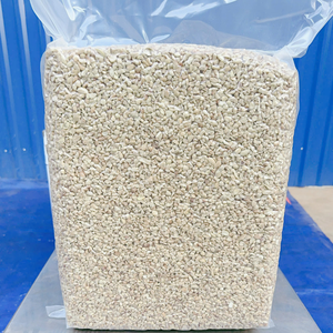 Split Cashews SANTIGO Kaju Badam Exported To Middle East Broken Cashew <b>Nuts</b> <b>Kernels</b> - Product Image 5