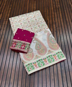 Sari tradicional indio de algodón con estampado floral y paisley, diseño reversible para mujeres, ropa de boda. - Product Image 1